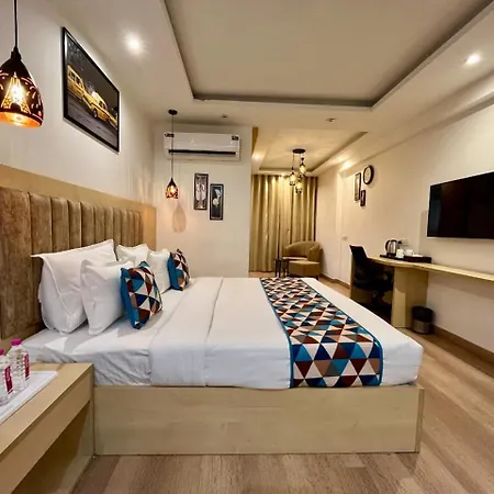 Hotel The Rainbow Retreat By Divine Hospitality